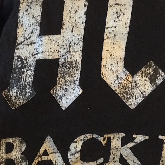 AC/DC Back in Black T-shirt - Picture 2 of 4